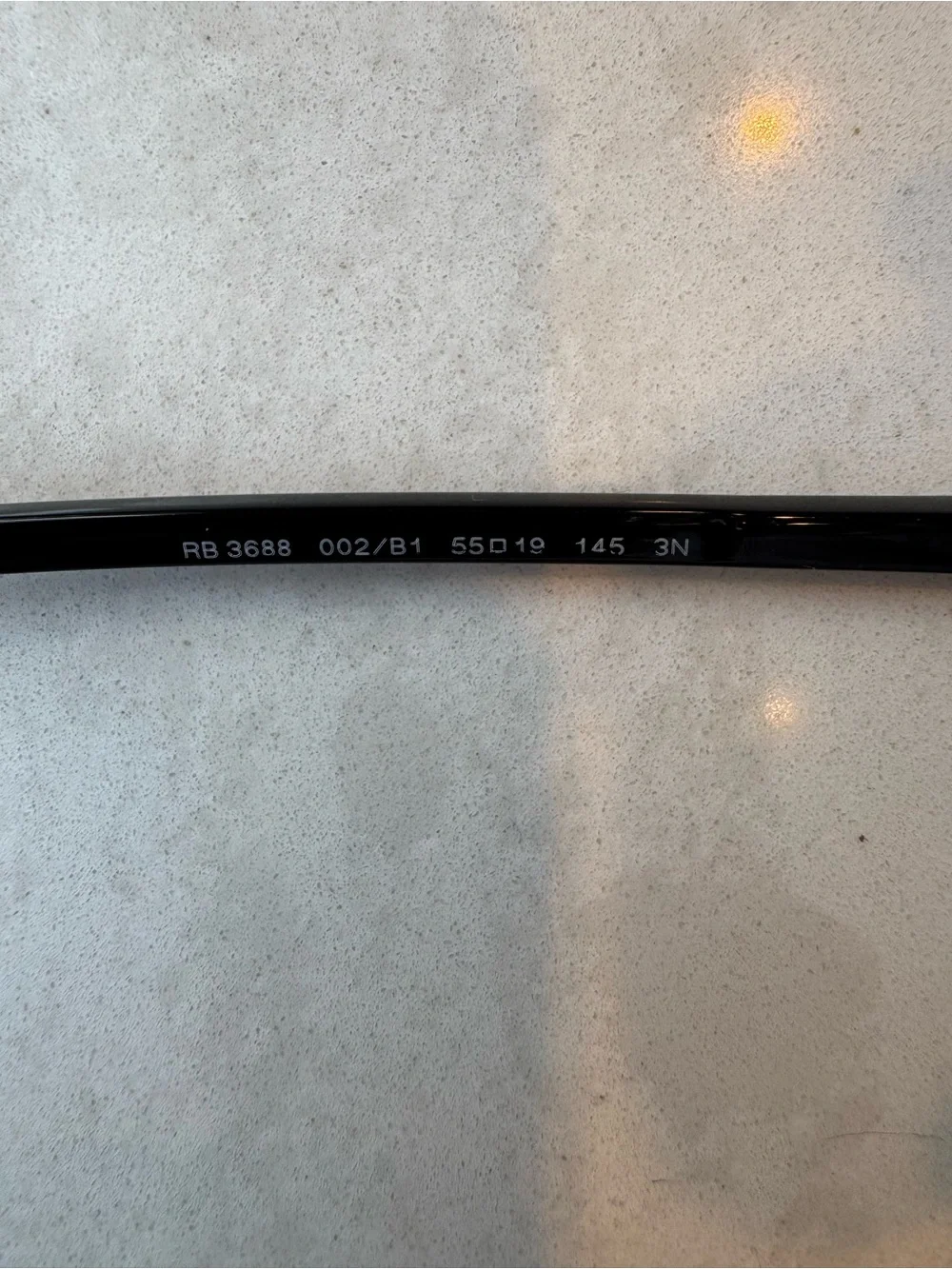 Ray-Ban sleek ray